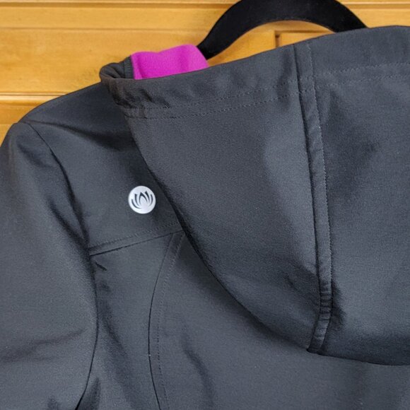 Women's Mondetta Black Fitted Soft Shell Hooded Athletic Jacket Coat - M - Picture 9 of 11